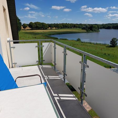 Dachgeschosswohnung Mit Seeblick Ahrensbok Εξωτερικό φωτογραφία
