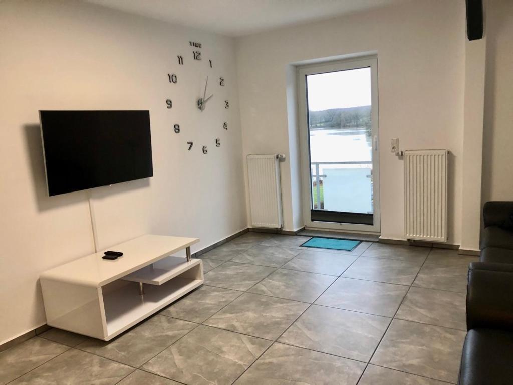 Dachgeschosswohnung Mit Seeblick Ahrensbok Εξωτερικό φωτογραφία